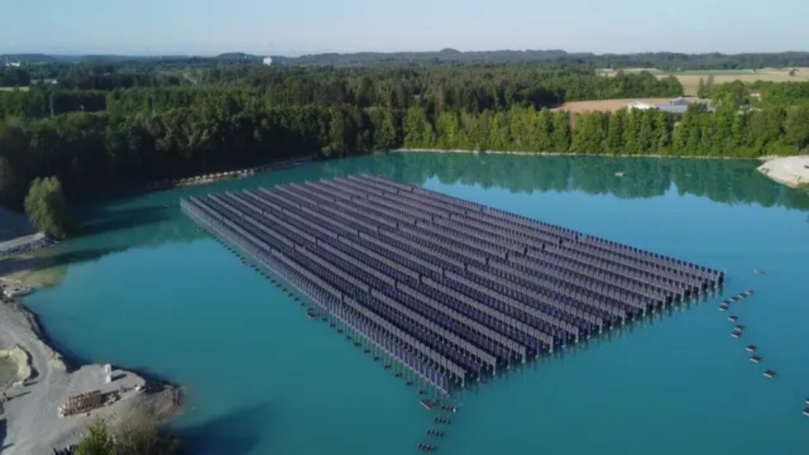 Deutschland hat den Sekt geköpft, weil die Morgen mit Strom erhellt wurden. In keinem anderen Land gibt es ein solches Kraftwerk.