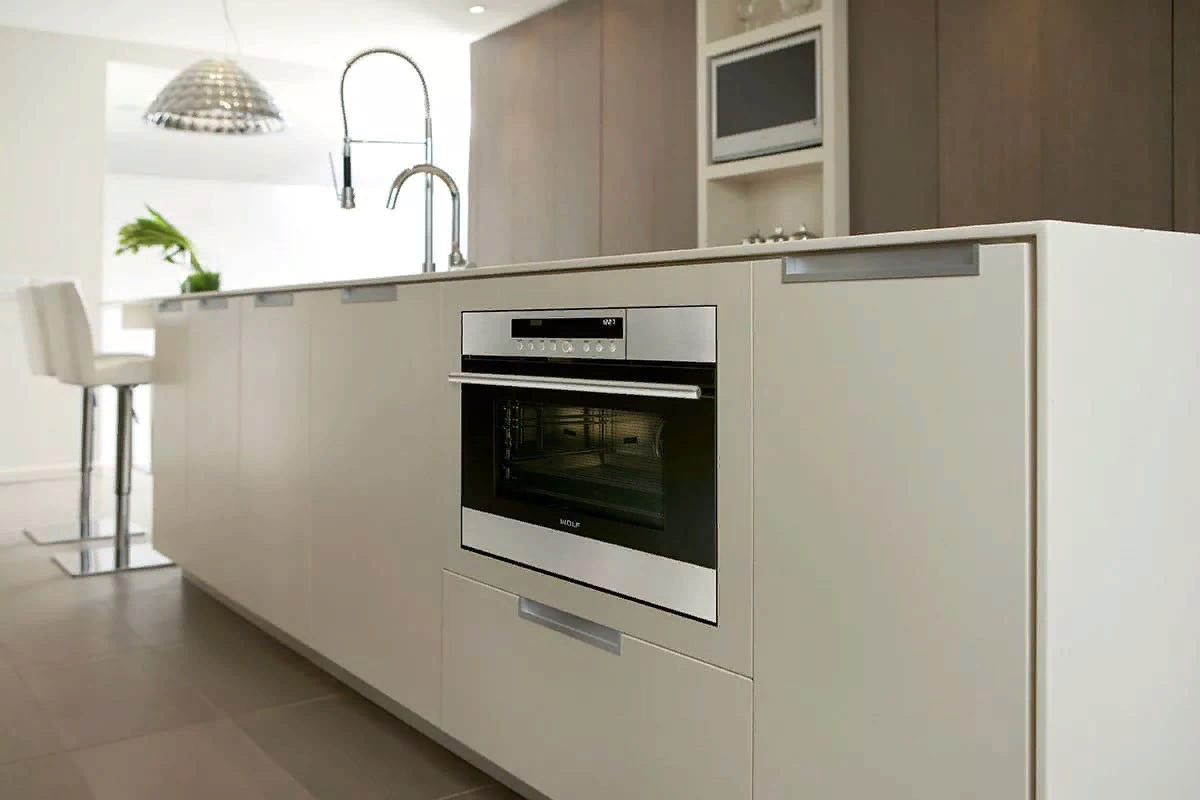 Dieses Gerät, das in allen deutschen Haushalten zu finden ist, verbraucht so viel Energie wie 65 Kühlschränke gleichzeitig.