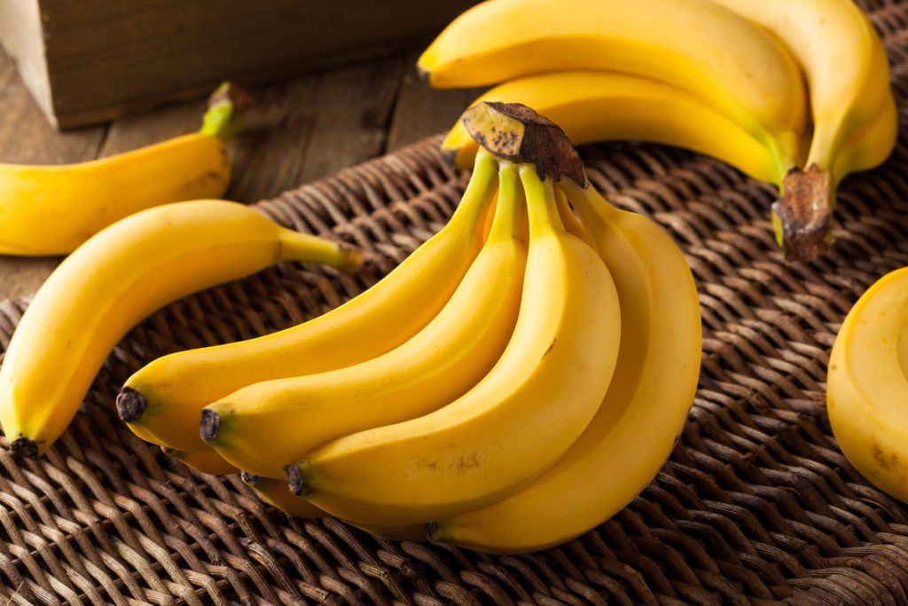 Mit dieser einfachen Aufbewahrungsmethode, die jeder anwenden kann, bleiben Ihre Bananen 16 Tage lang gelb und frisch.